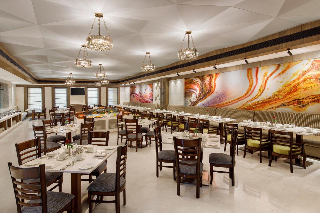 Viraj Sarovar Portico Jammu Exterior foto